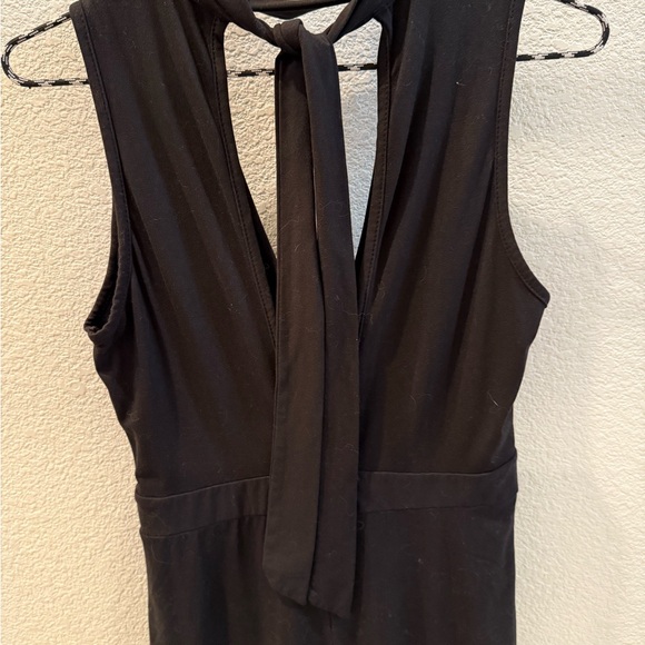 FN Sophisticated & Sexy Wide Leg Jumpsuit Sz Small - Picture 8 of 8